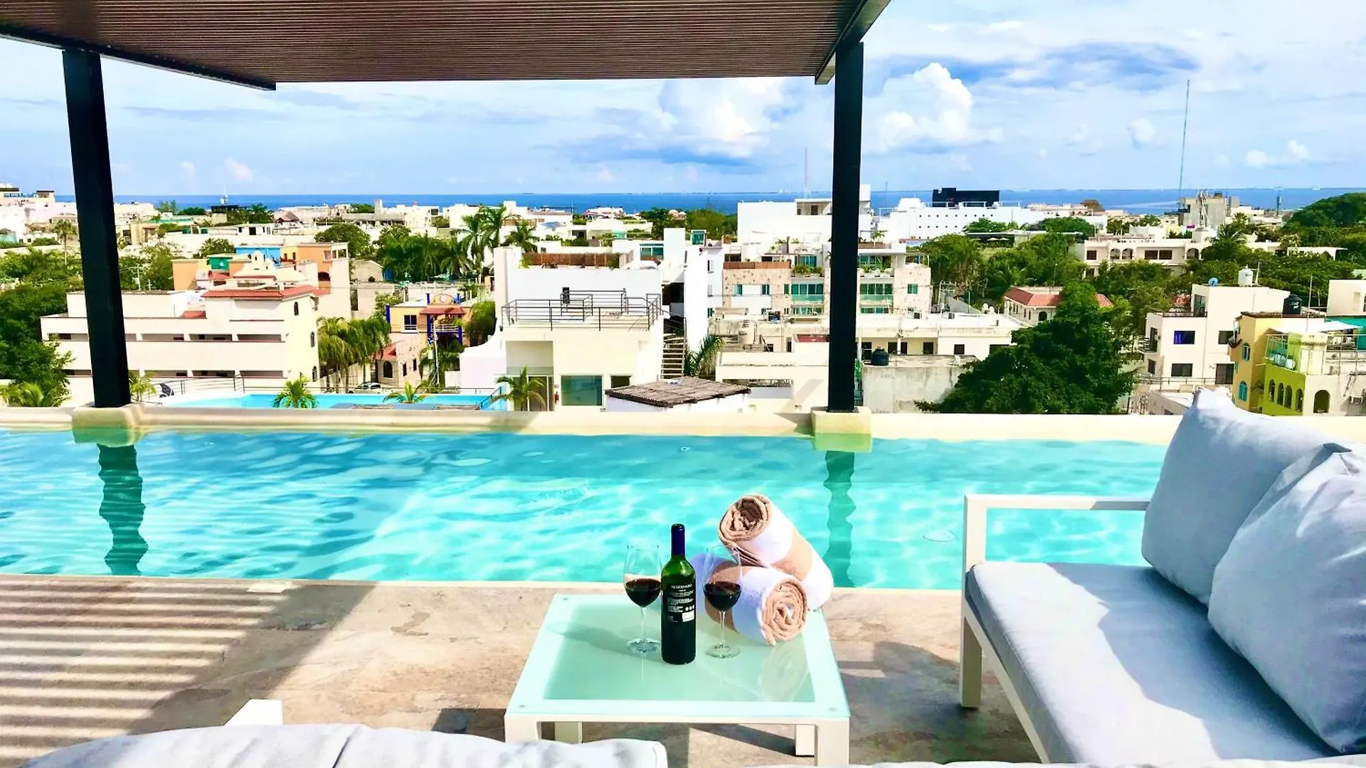 Apartment Family Condo- Fast Wifi And Oceanview Pool Playa del Carmen Mexico