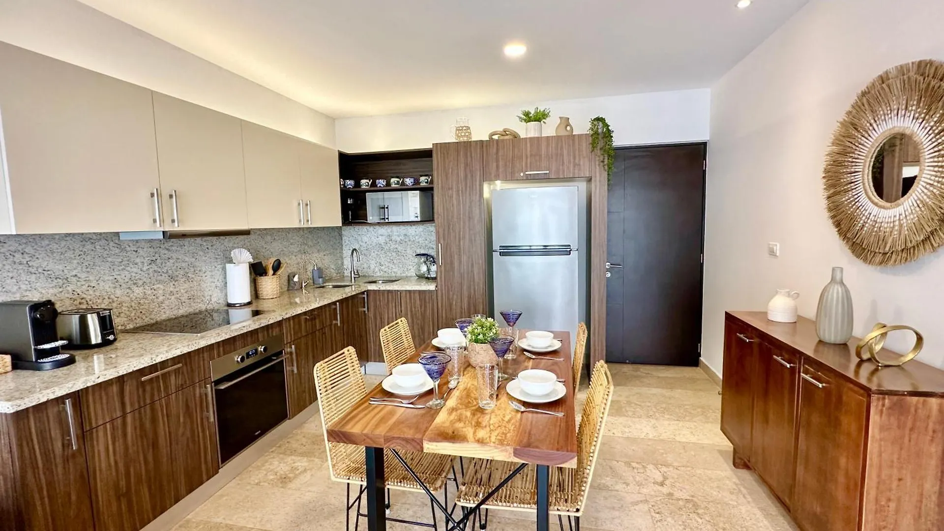 Family Condo- Fast Wifi And Oceanview Pool Playa del Carmen